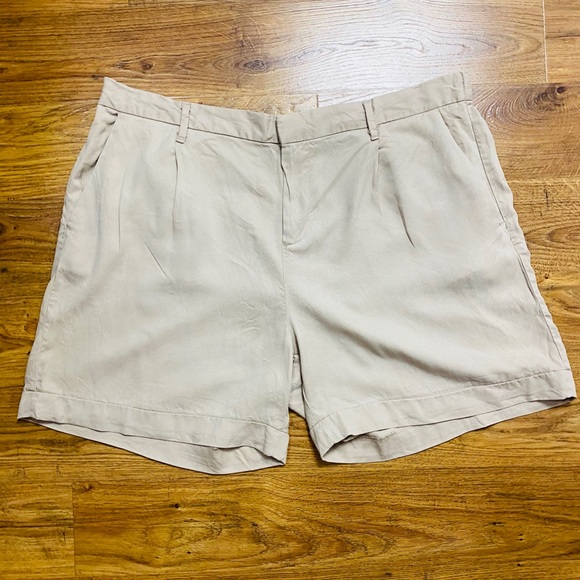 old navy elastic waist shorts